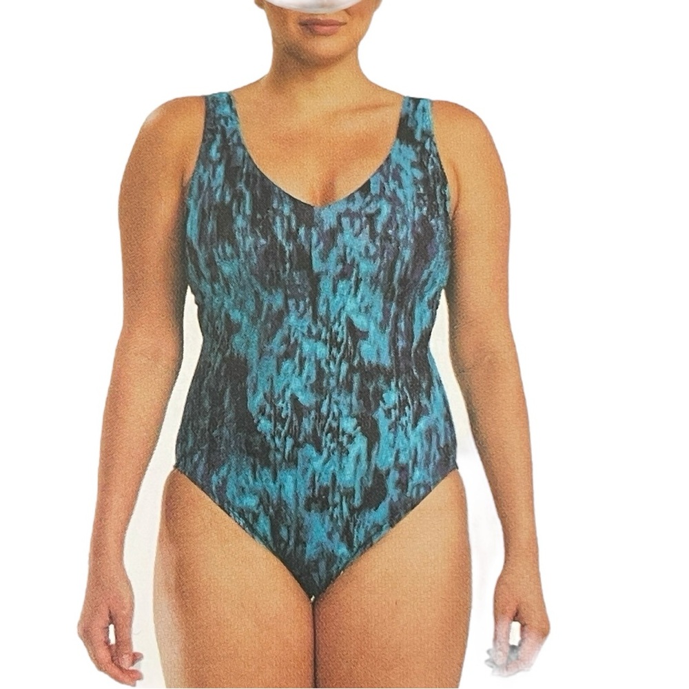 TYR - Women’s one piece Swimsuit - Picture 2 of 7